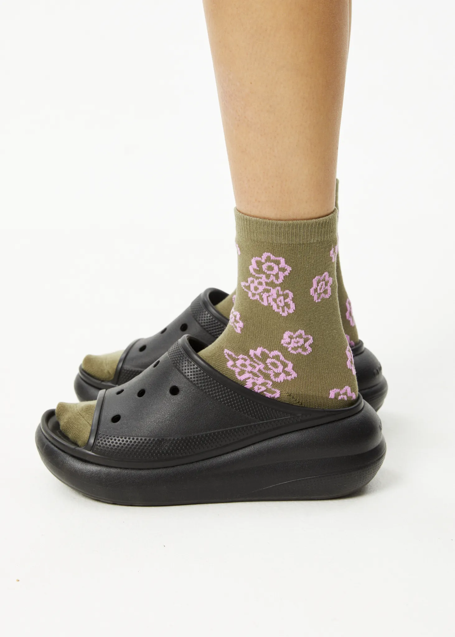 AFENDS Unisex Clara - Crew Socks - Olive